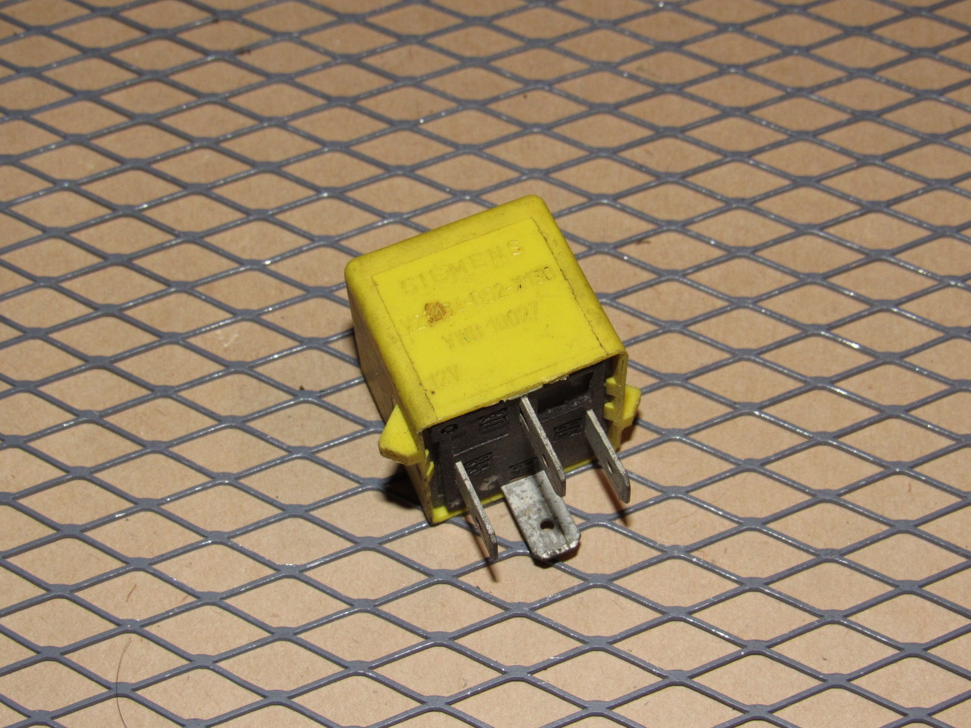 Land Rover Relay V23134-B52-X130