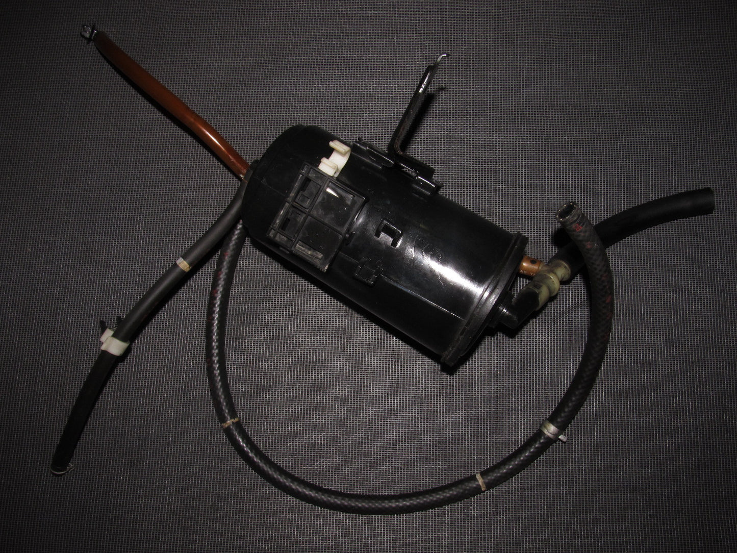 96-01 Acura Integra OEM Charcoal Canister Evap Purge Tank - B18B1