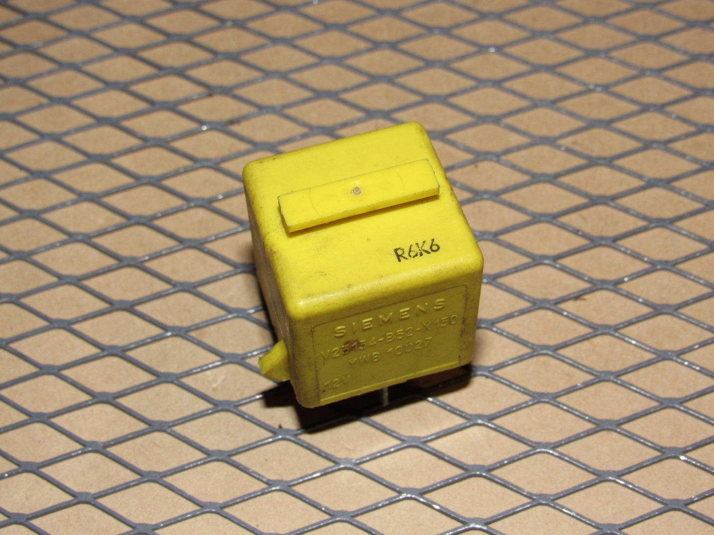 Land Rover Relay V23134-B52-X130
