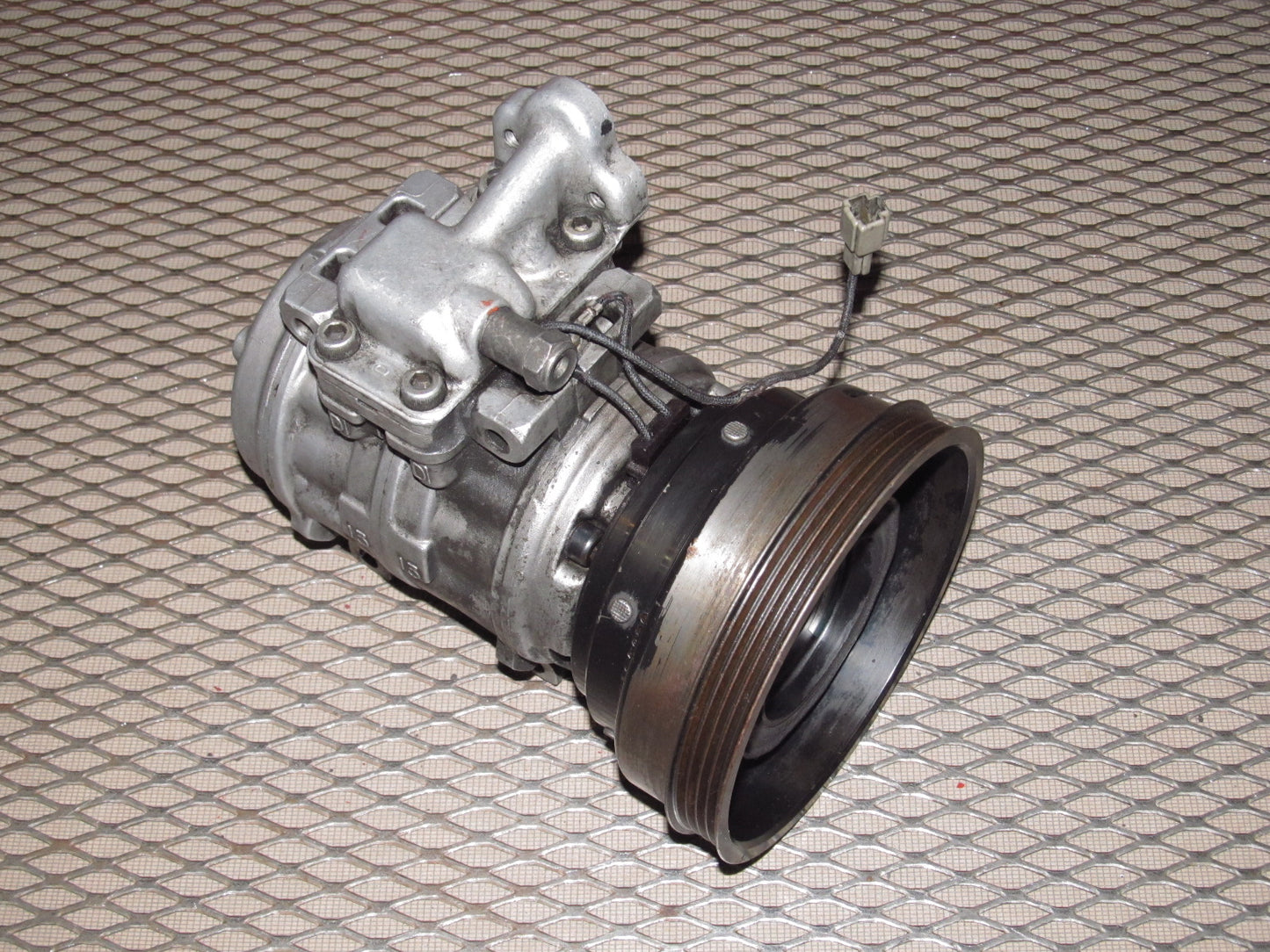 91 92 93 94 95 Toyota MR2 OEM A/C Compressor - 5SFE