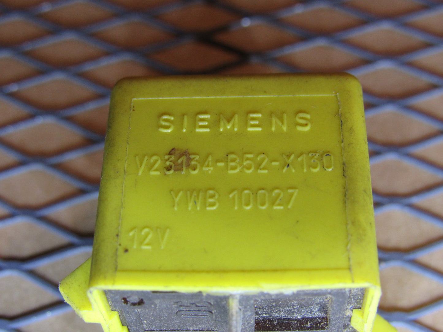 Land Rover Relay V23134-B52-X130