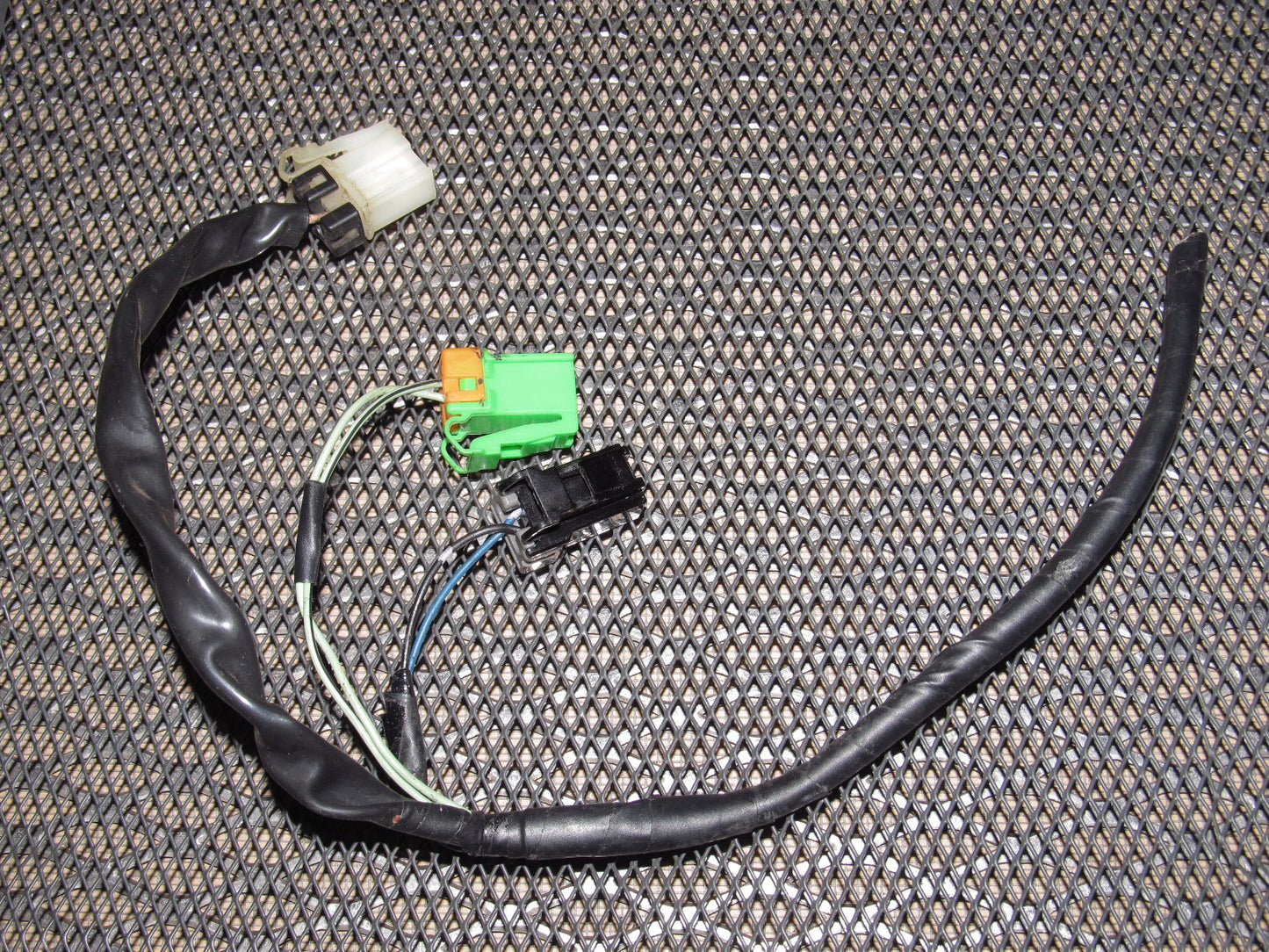 90 91 92 93 94 95 96 Nissan 300zx OEM Rear Washer Wiper Tank Harness