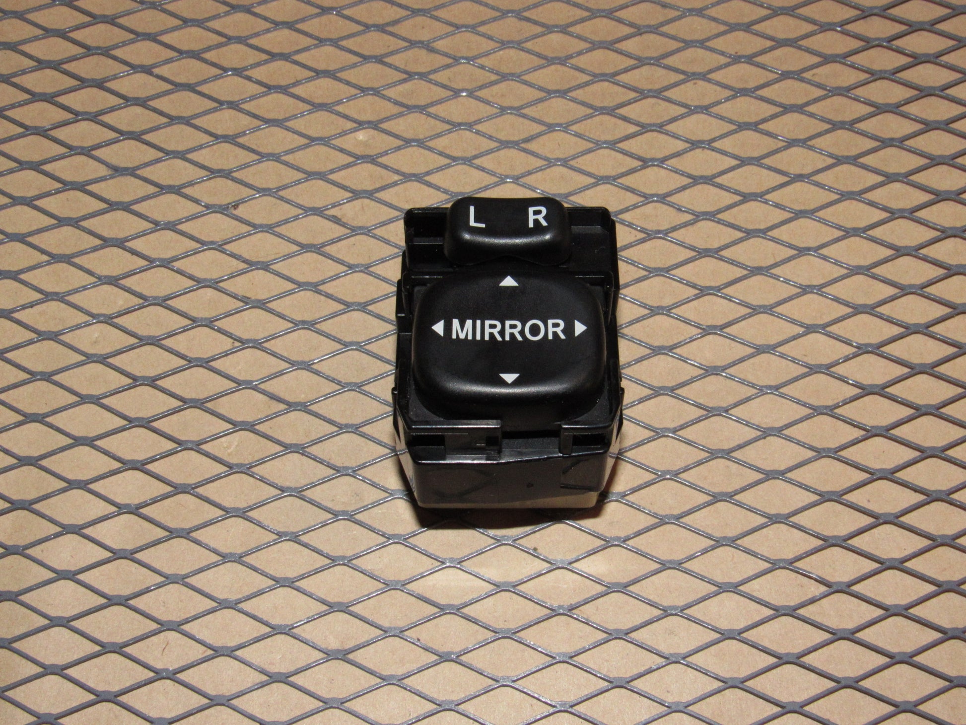 03 04 05 06 07 08 Toyota Corolla OEM Power Mirror Switch