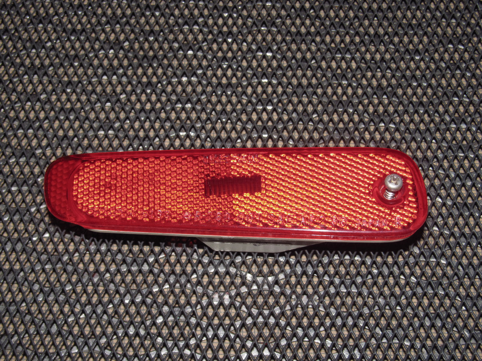 90 91 92 93 94 95 96 Nissan 300zx OEM Rear Side Marker - Right