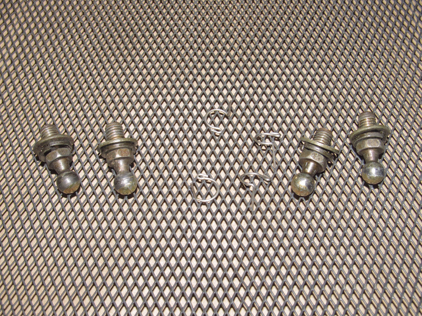 90 91 92 93 94 95 96 Nissan 300zx OEM Trunk Hatch Shock Ball Stud