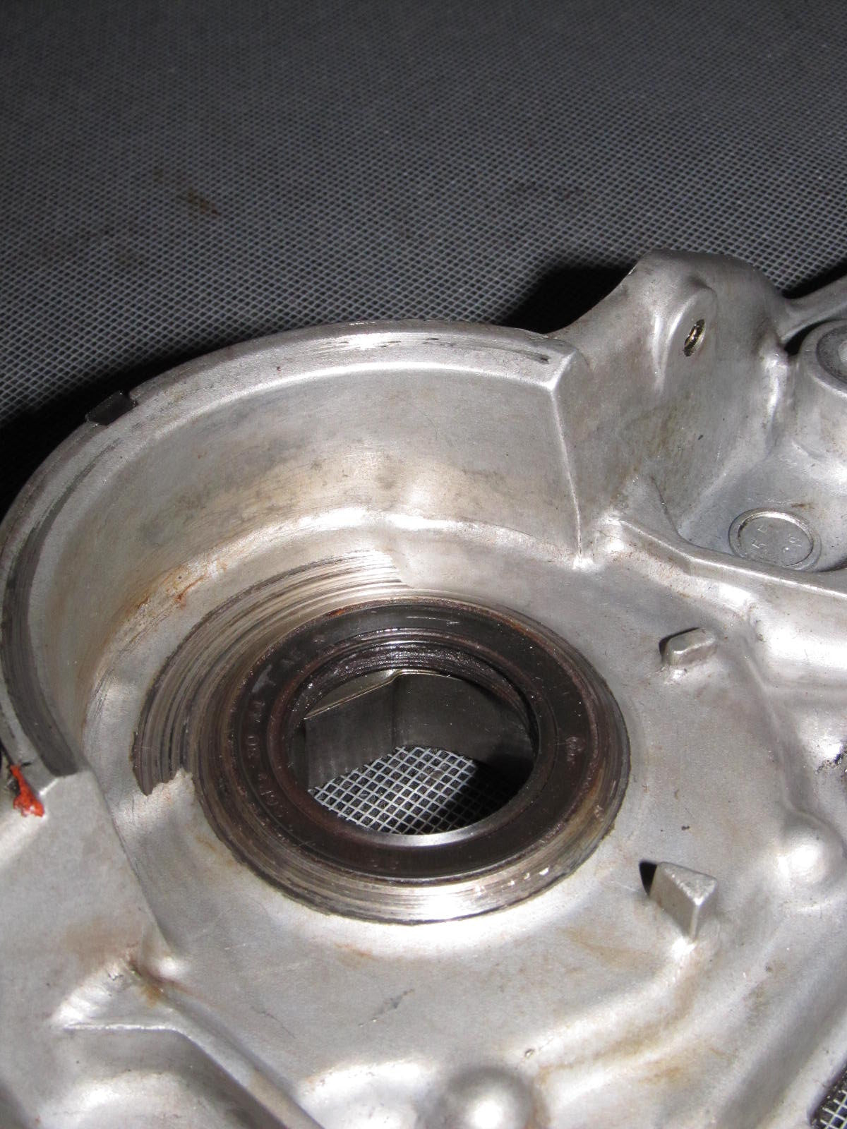 90 91 92 93 Mazda Miata OEM Engine Oil Pump