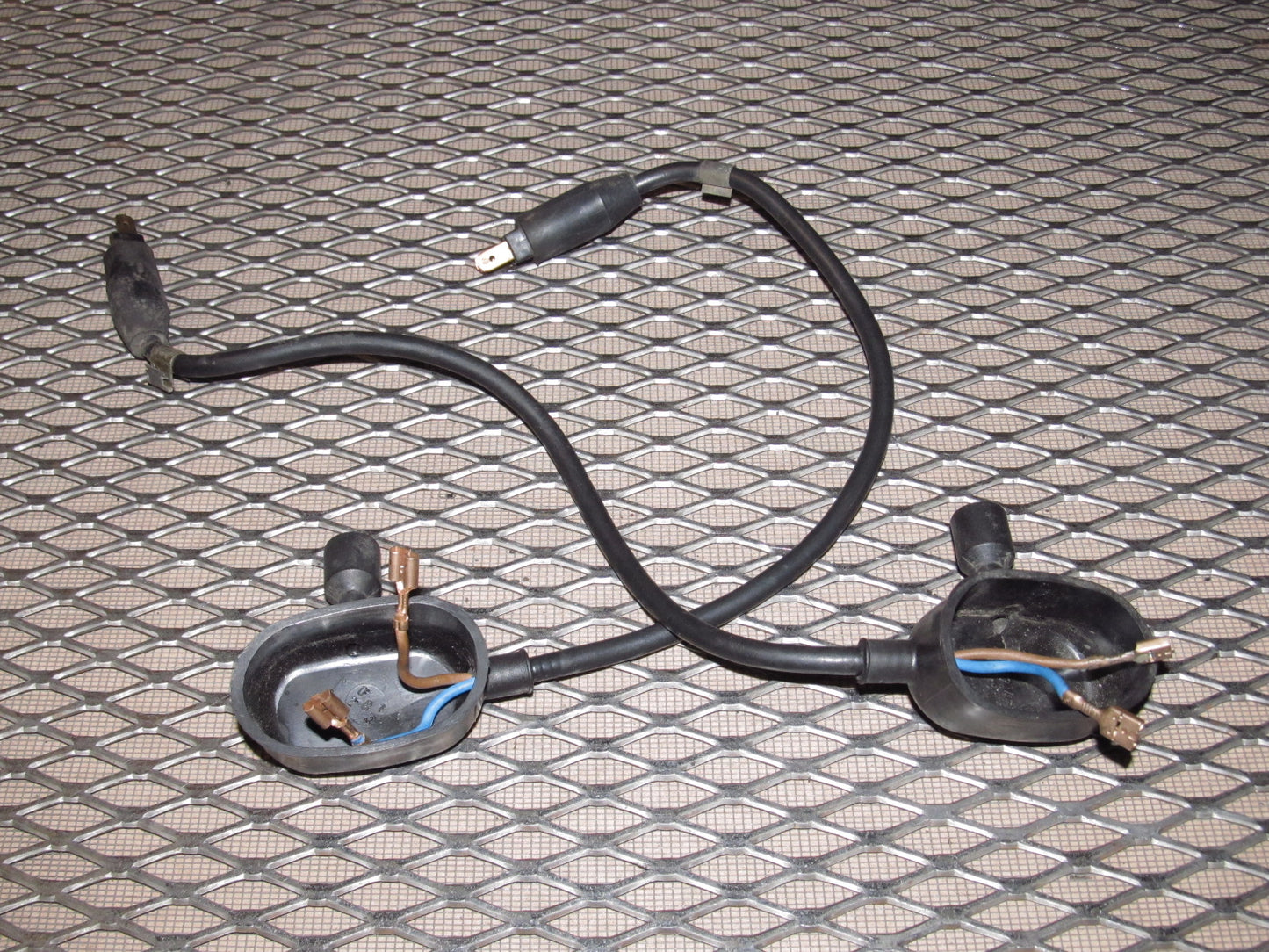 83-85 Porsche 944 OEM Front Side Marker Pigtail Harness
