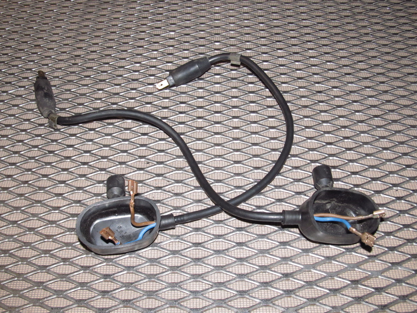 83-85 Porsche 944 OEM Front Side Marker Pigtail Harness