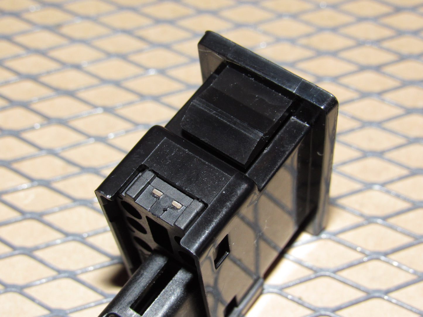 03 04 05 06 07 08 Toyota Corolla OEM Dash Anti Theft Alarm Security Light Lamp