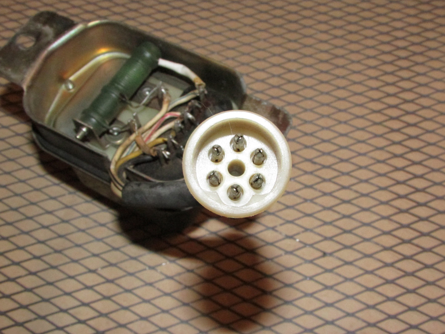 75 76 Datsun 280z OEM Temp Compensated Voltage Regulator TL1Z-85B