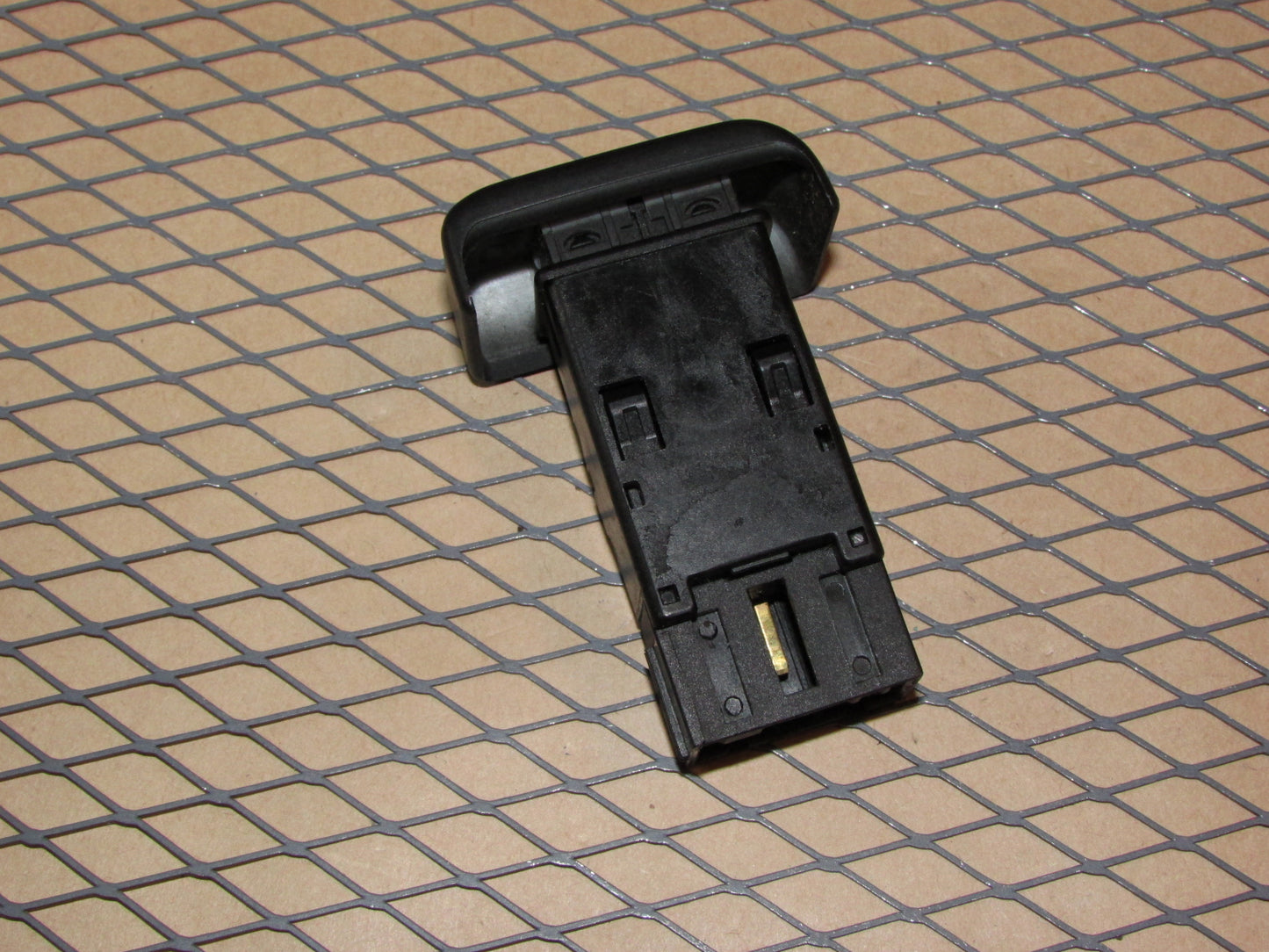 03 04 Land Rover Discovery 2 OEM Rear Wiper Switch