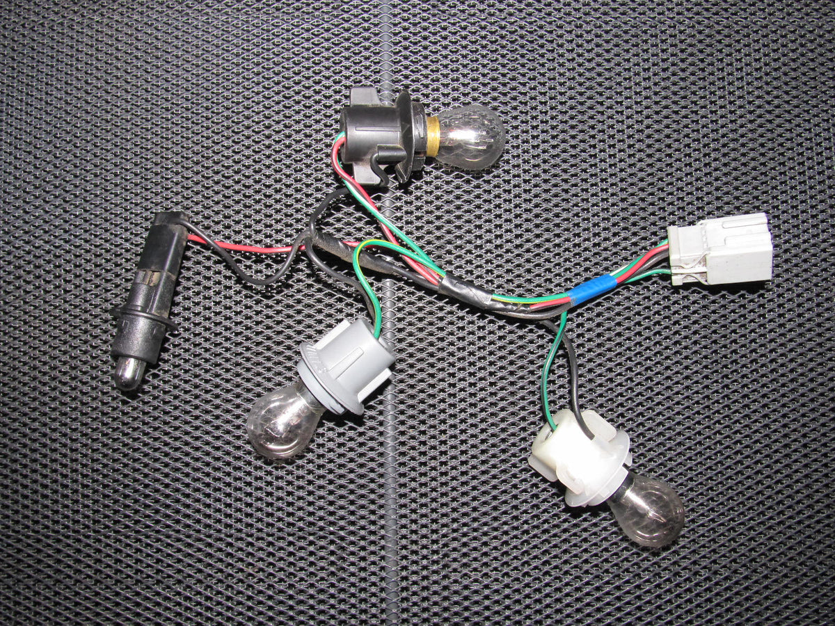 93 94 95 96 97 Honda Del Sol OEM Tail Light Bulb Socket - Left