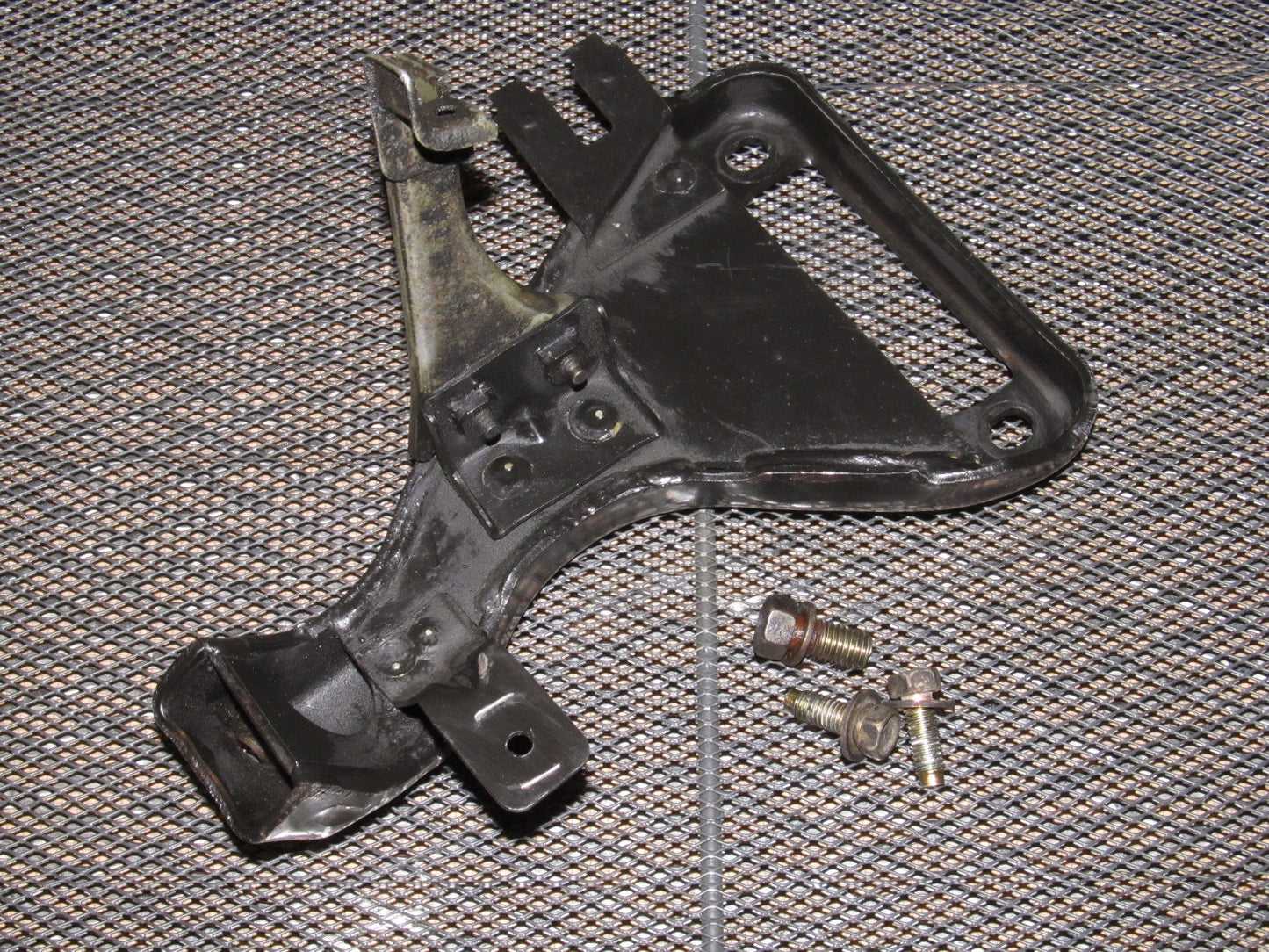 89 90 Nissan 240SX OEM Intake Manifold Bracket