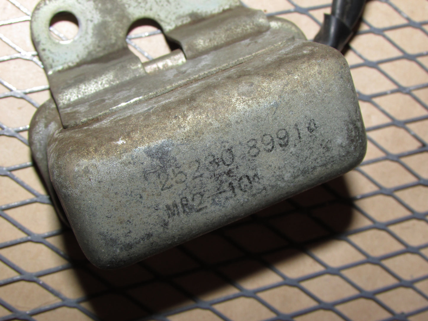 75 76 Datsun 280z OEM Relay 25230-89914
