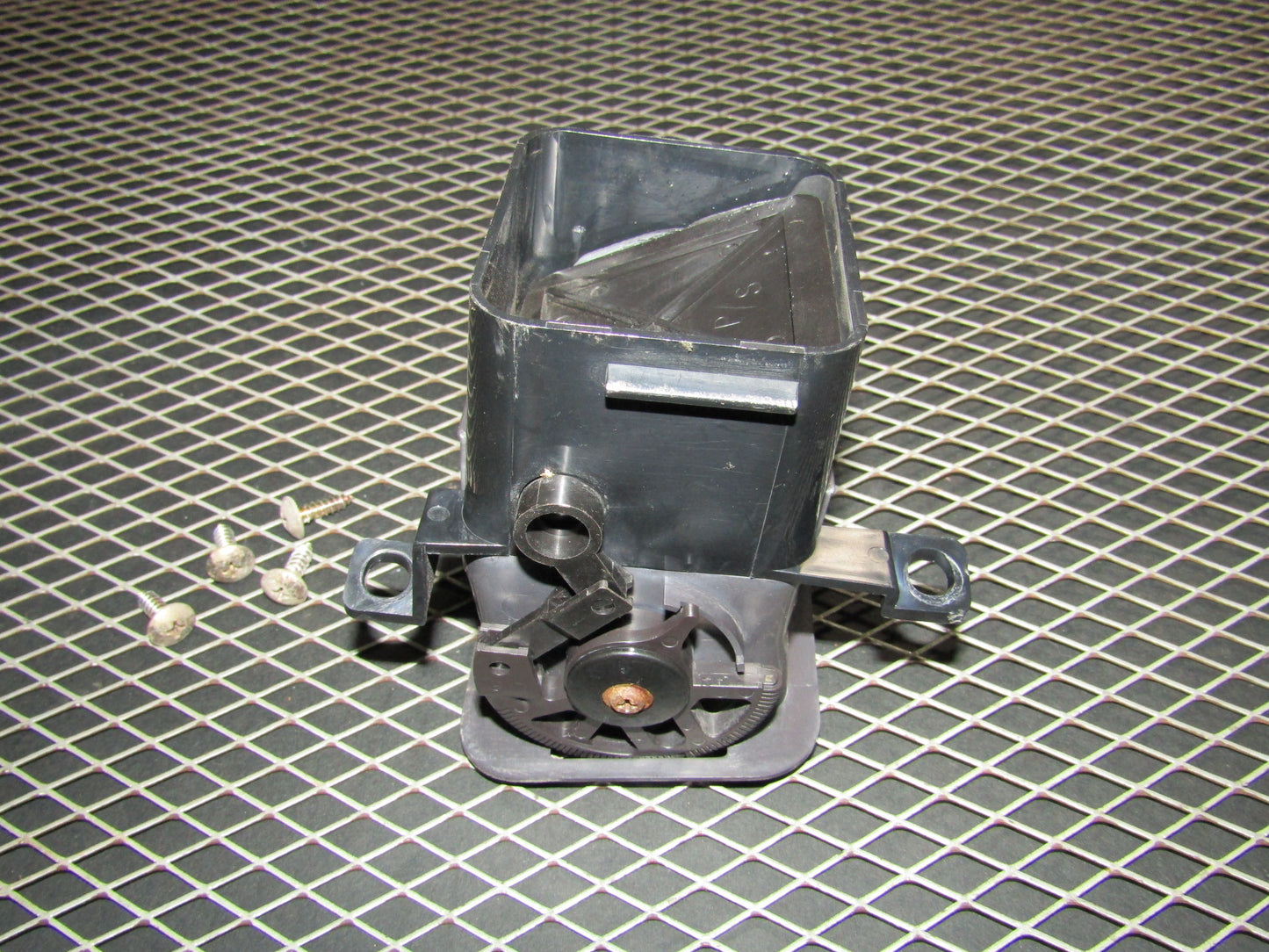 94 95 96 97 Mitsubishi 3000GT OEM Dash Air Vent Louver - Right