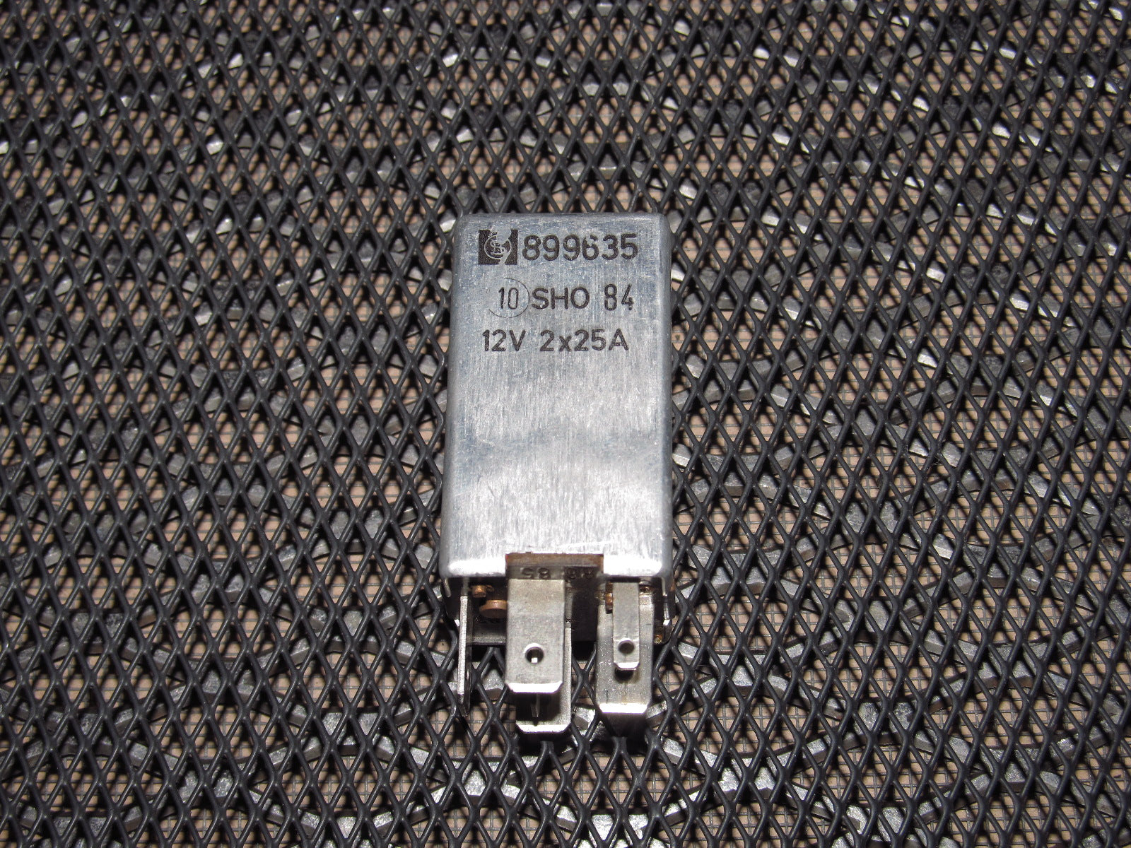 83-85 Porsche 944 OEM Relay 94461511300