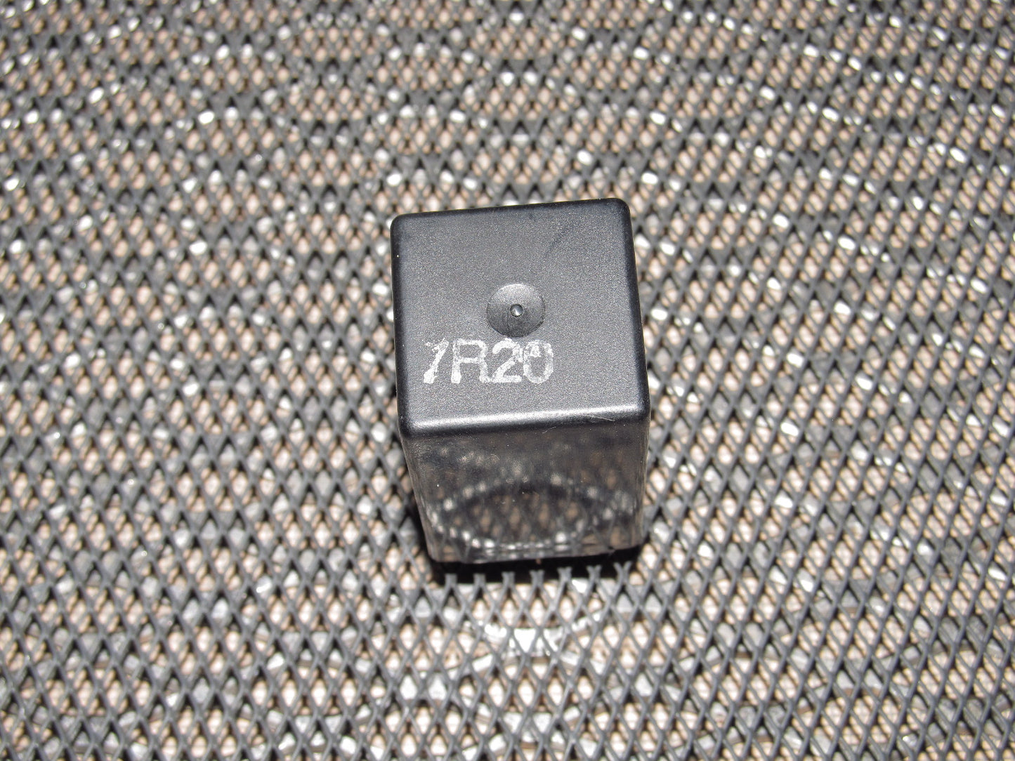 83-85 Porsche 944 OEM Relay 477955531A