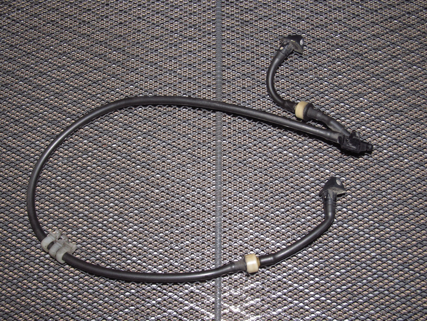 90 91 92 93 94 95 96 Nissan 300zx OEM Front Wiper Nozzle
