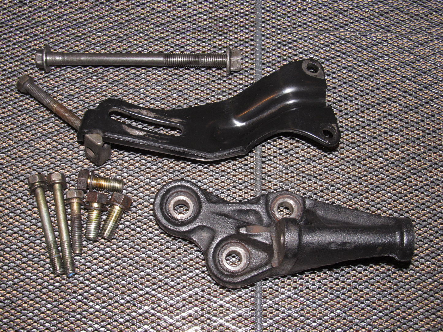 89 90 Nissan 240SX OEM Alternator Bracket