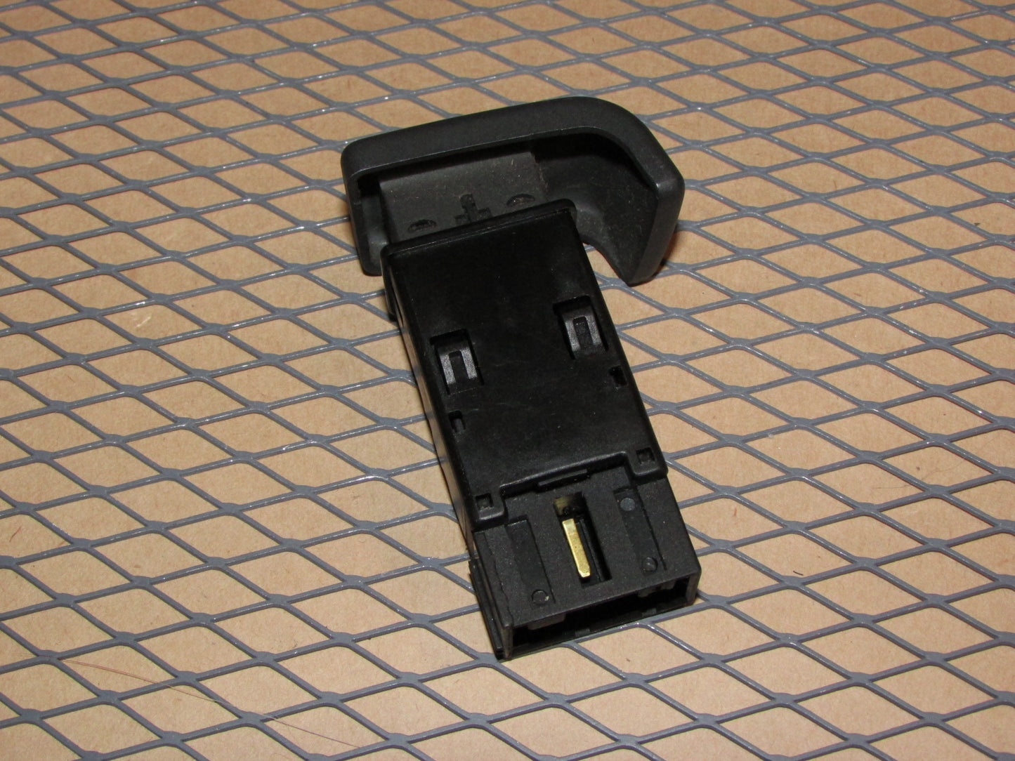 02 03 Land Rover Freelander OEM Fog Light Switch