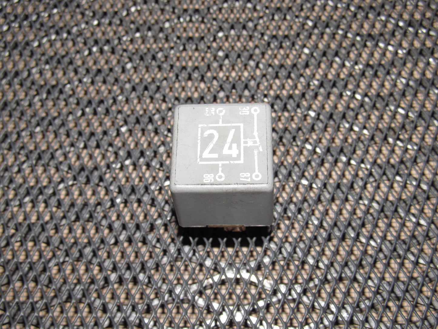 83-85 Porsche 944 OEM Relay 171 937 503
