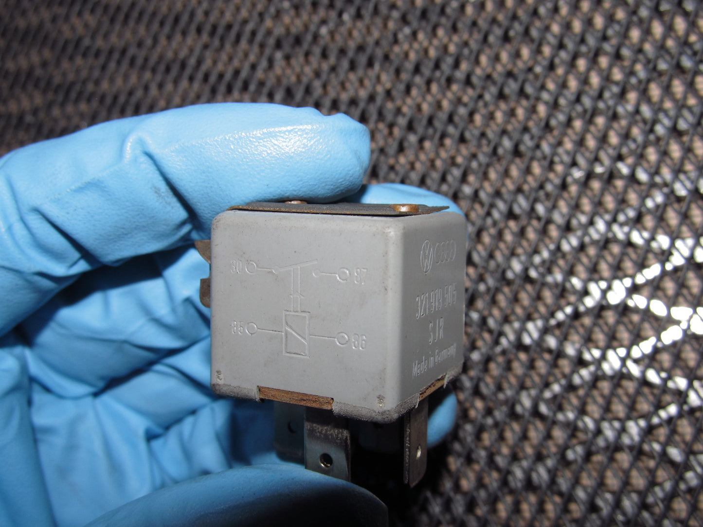 83-85 Porsche 944 OEM Relay 321 919 505