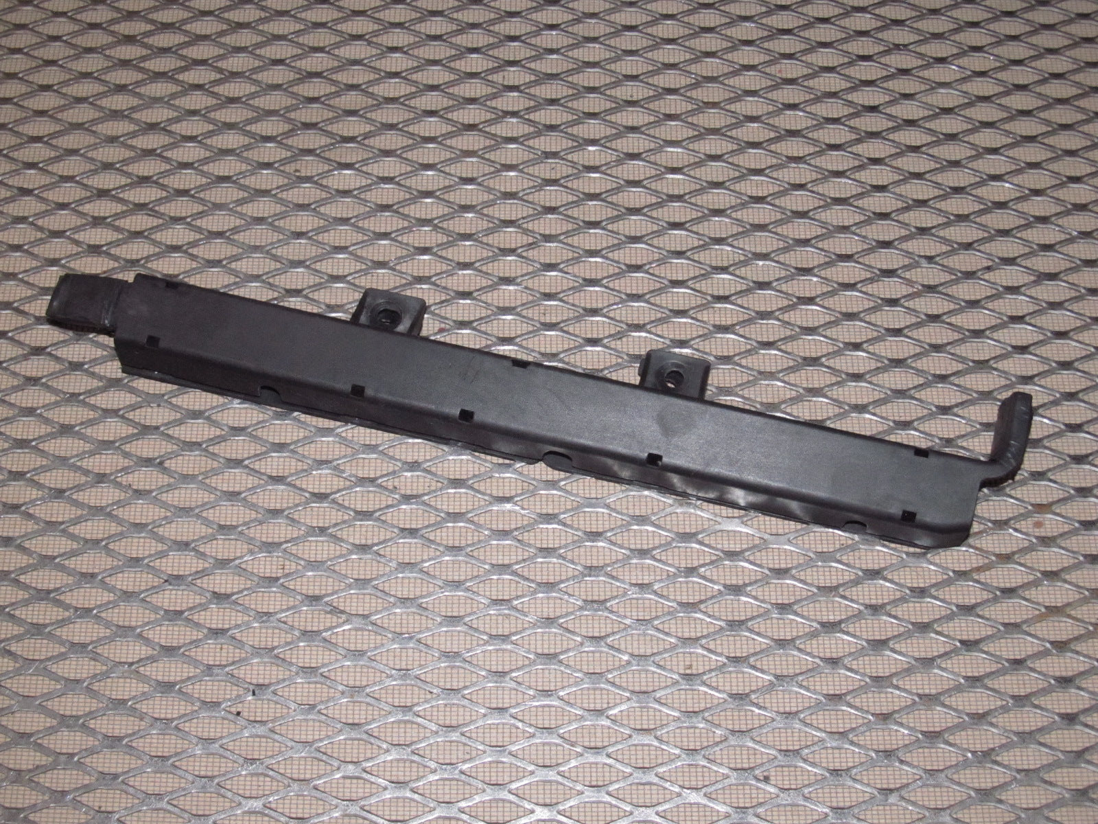 94 95 96 97 Mitsubishi 3000GT OEM NA DOHC Fuel Injector Harness Cover