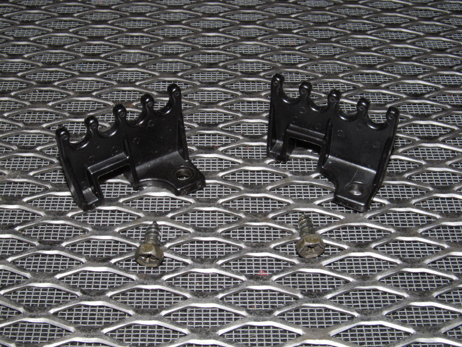 99 00 Mazda Miata OEM Ignition Wires Holder