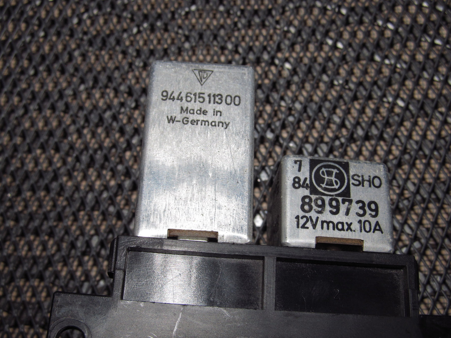 83-85 Porsche 944 OEM Relay Box 94451511300 & 899739