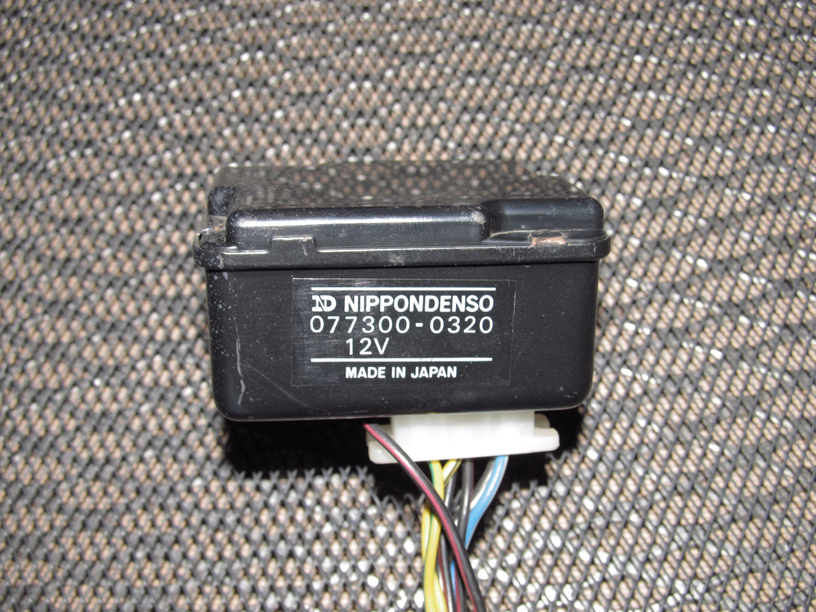 83-85 Porsche 944 OEM Relay 077300-0320