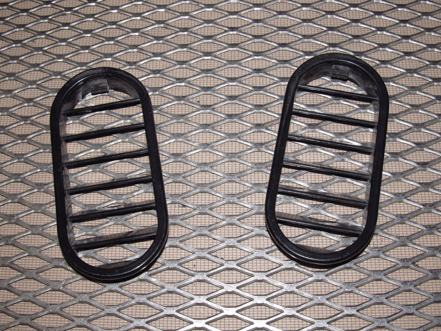 83-85 Porsche 944 OEM Door Jamb Air Vent