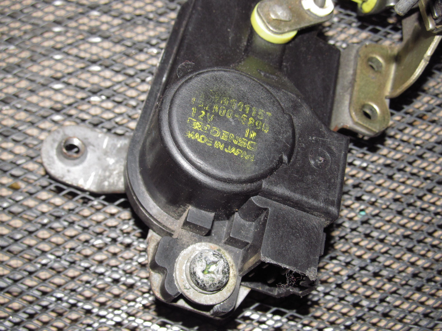 95 96 97 Mitsubishi 3000GT OEM Door Latch & Actuator - Left