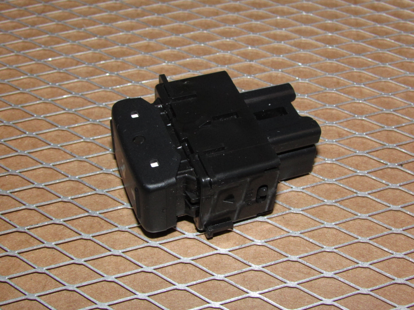 04 05 06 07 Nissan Armada OEM Pedal Adjustment Switch