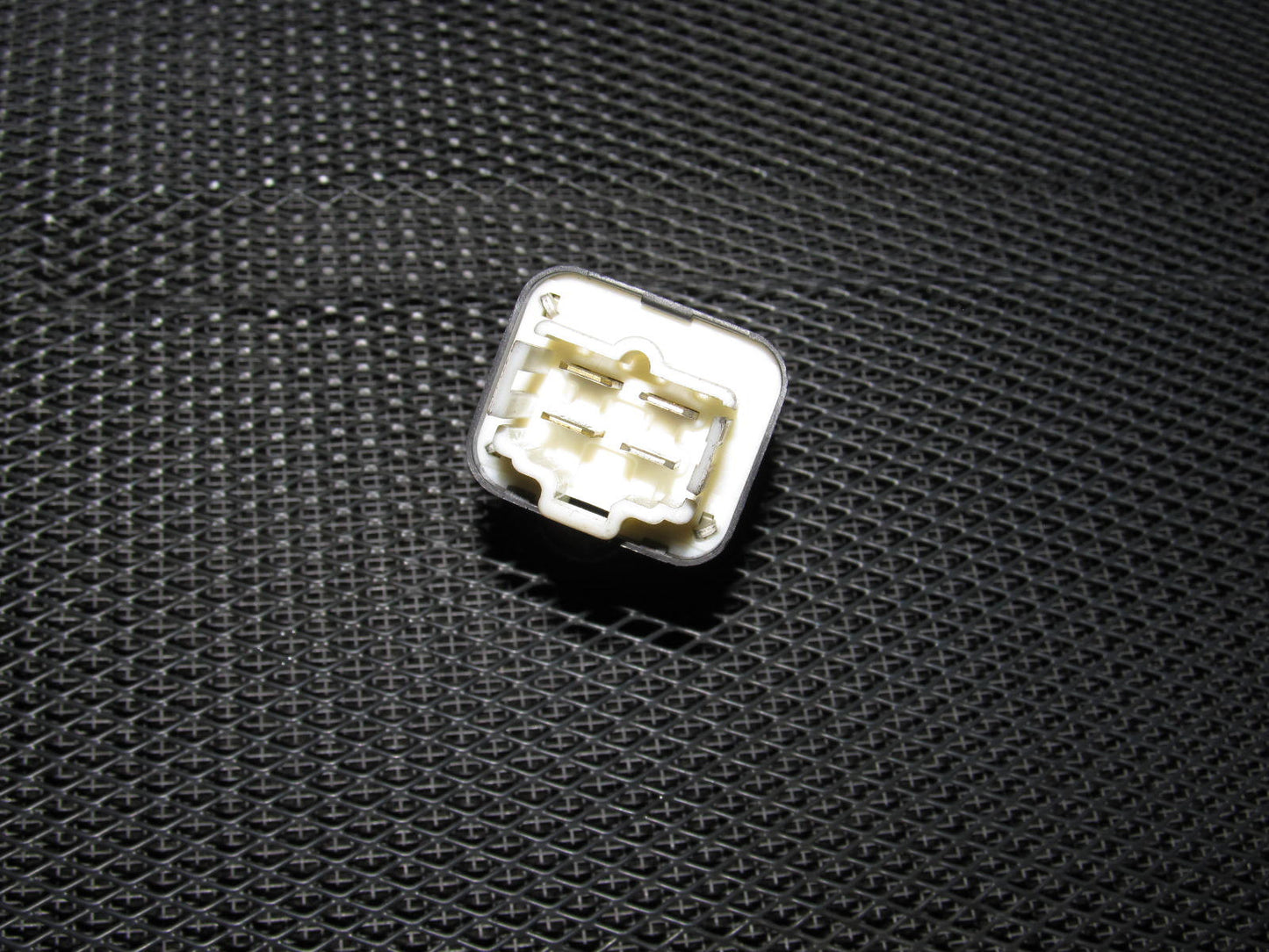 93 94 95 96 97 Honda Del Sol OEM Relay 056700-8570