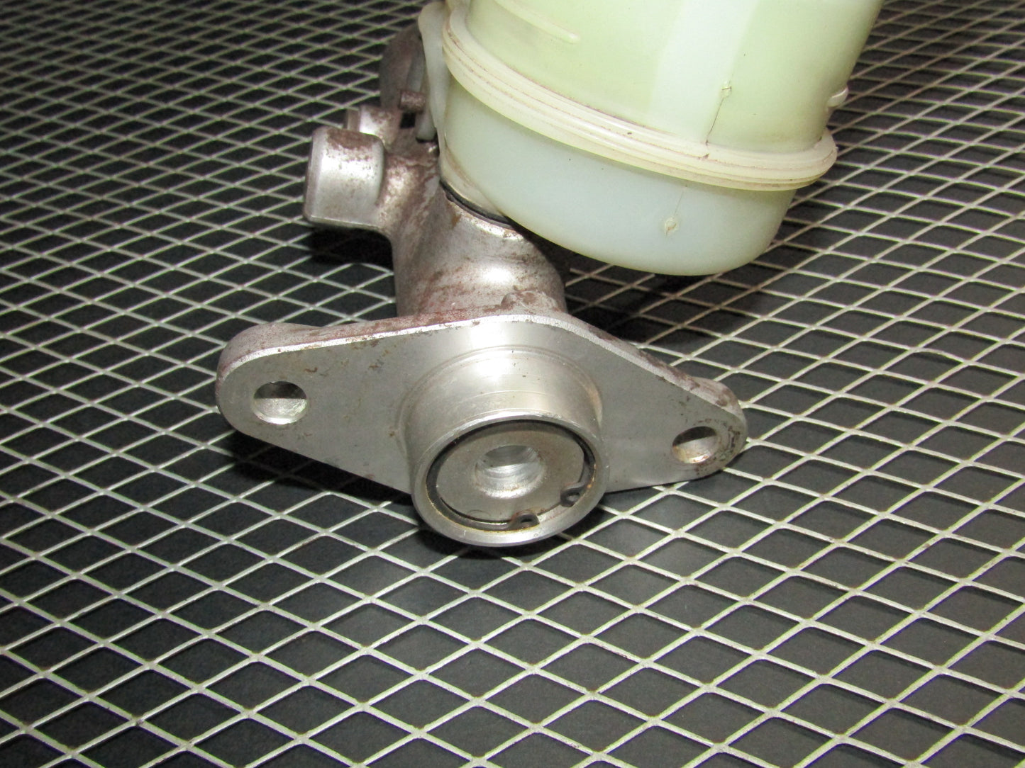 94 95 96 97 Mitsubishi 3000GT OEM Master Brake Cylinder