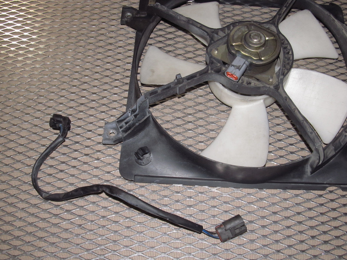 94 95 96 97 Mazda Miata OEM Radiator Fan
