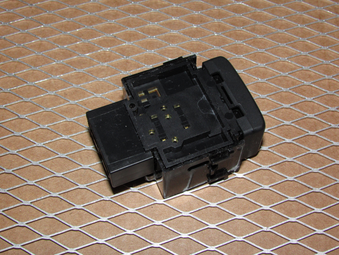 04 05 06 07 Nissan Armada OEM Parking Assist Switch