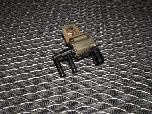 99 00 Mazda Miata OEM VSV Vacuum Switch Valve K5T48298