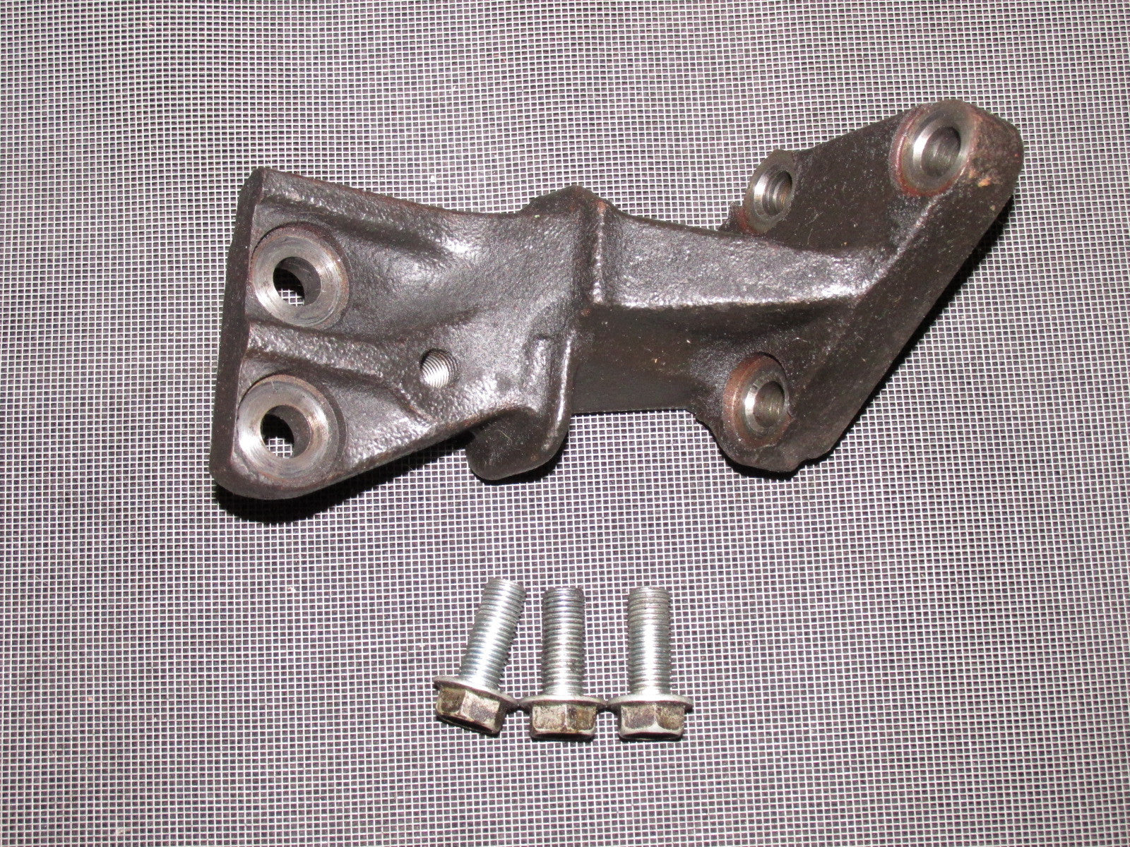 90 91 92 93 Toyota Celica OEM Motor Mount Mounting Bracket - Left