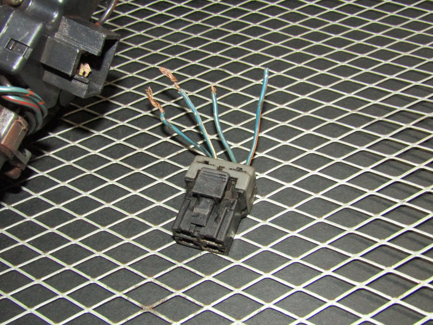 94 95 96 97 Mitsubishi 3000GT OEM Front Wiper Motor Pigtail Harness