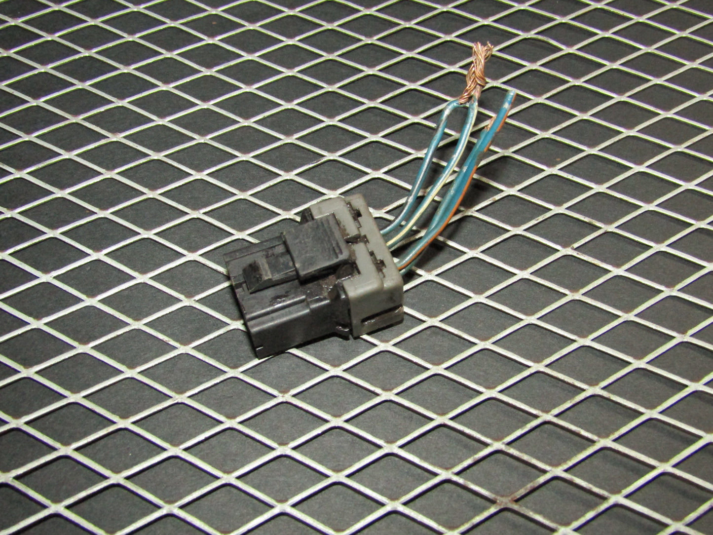 94 95 96 97 Mitsubishi 3000GT OEM Front Wiper Motor Pigtail Harness