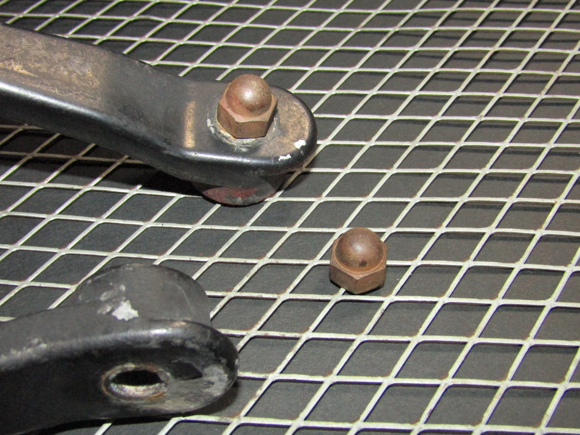 94 95 96 97 Mitsubishi 3000GT OEM Front Wiper Arm Mounting Nut Cap Set
