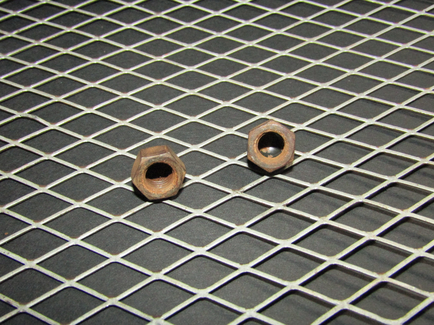 94 95 96 97 Mitsubishi 3000GT OEM Front Wiper Arm Mounting Nut Cap Set