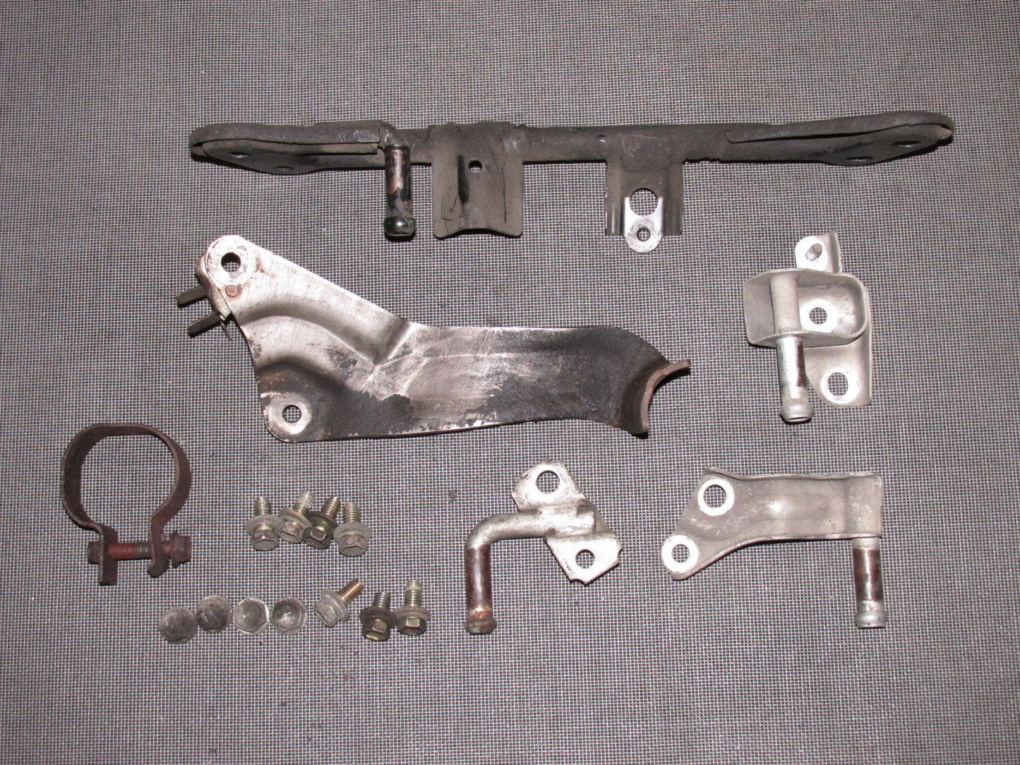 90 91 92 93 Toyota Celica OEM Exhaust & Muffler Hanger Mount Bracket