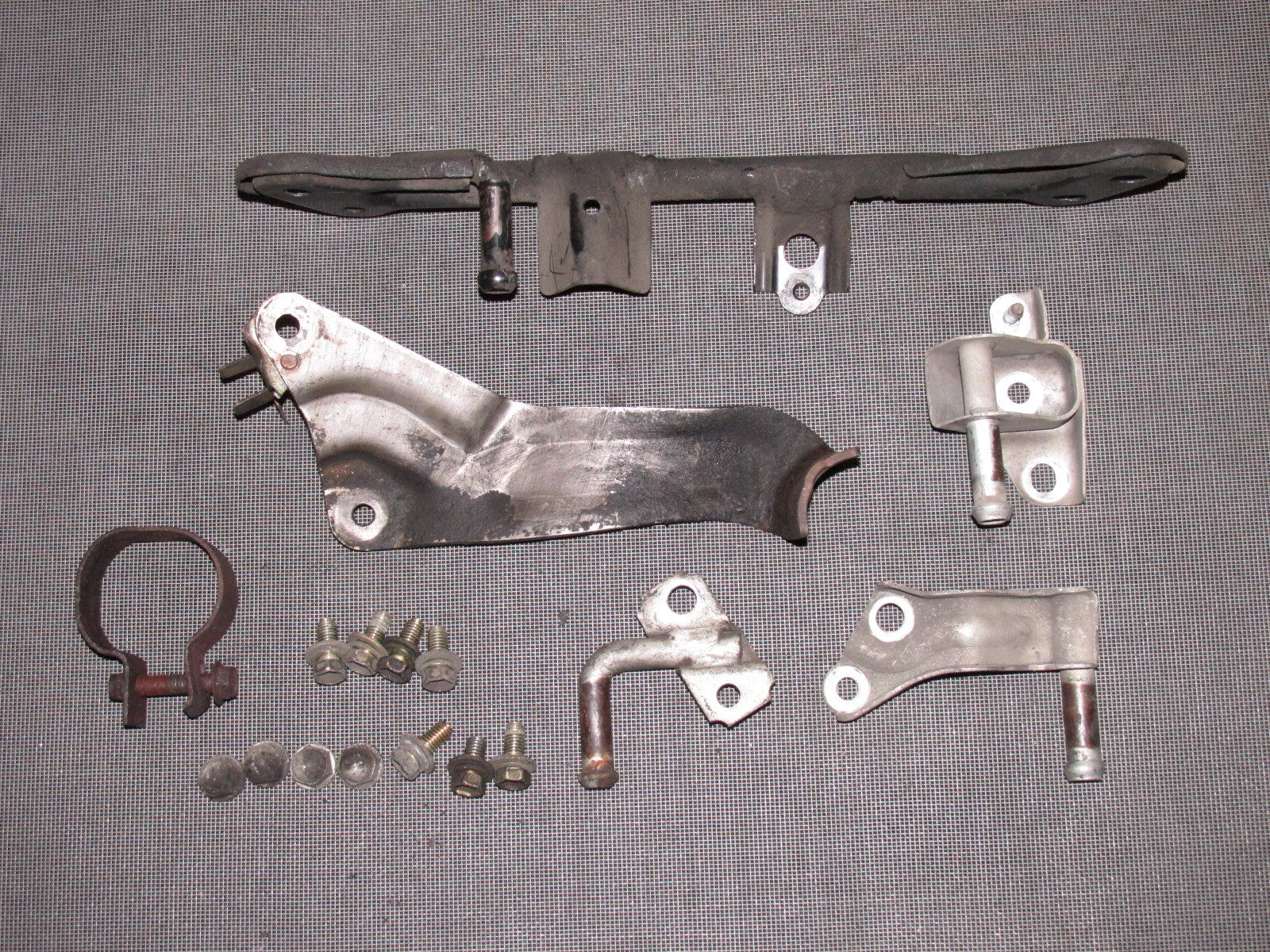 90 91 92 93 Toyota Celica OEM Exhaust & Muffler Hanger Mount Bracket