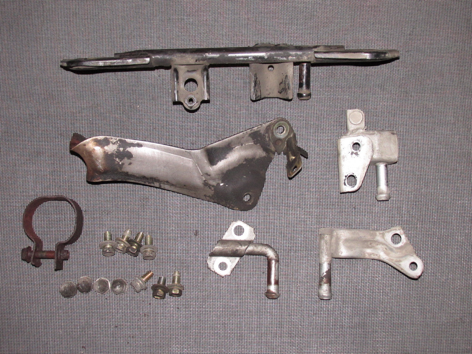 90 91 92 93 Toyota Celica OEM Exhaust & Muffler Hanger Mount Bracket