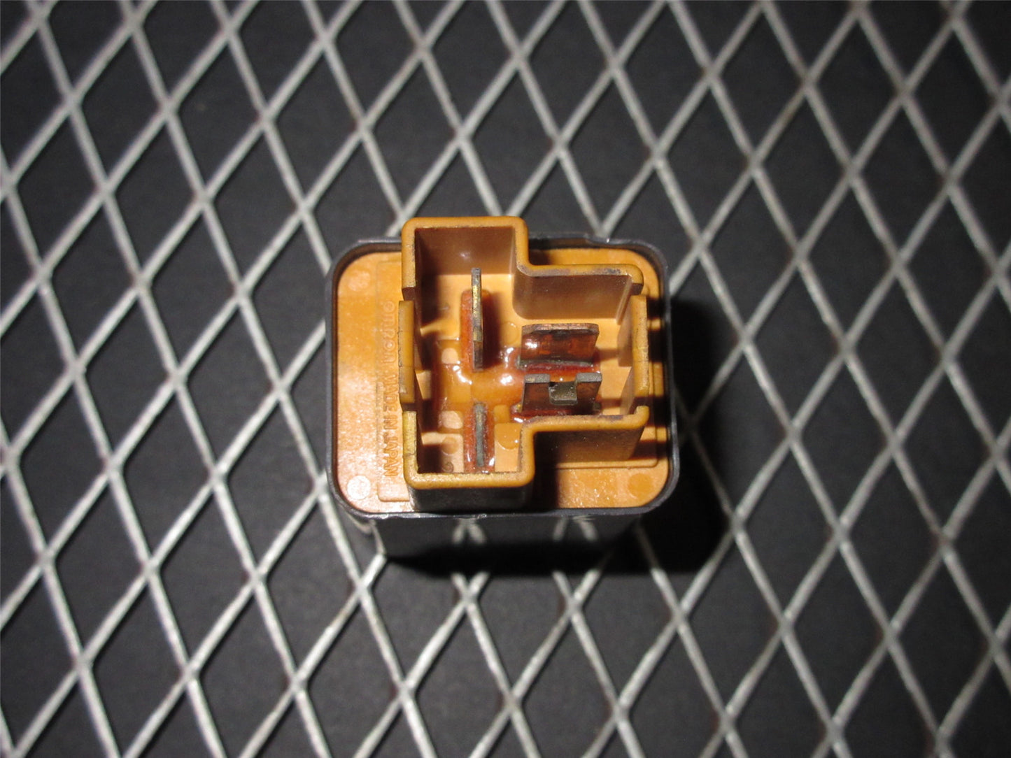 94 95 96 97 Mitsubishi 3000GT OEM Relay MD113566