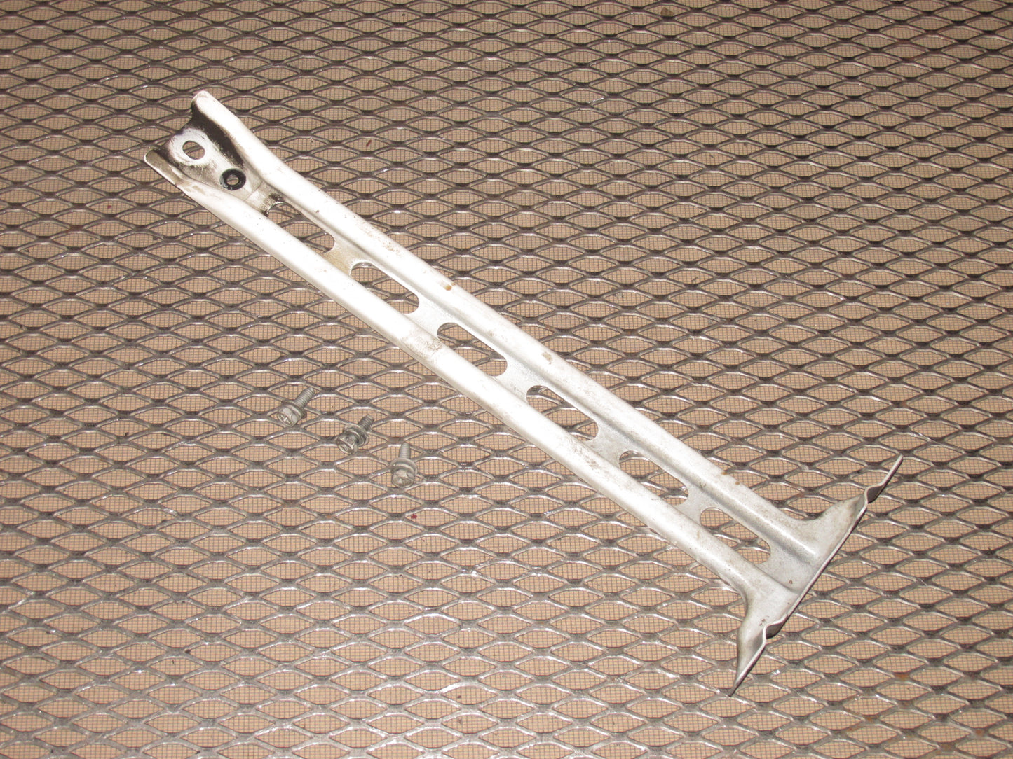 90 91 92 93 94 95 96 Nissan 300zx OEM Hood Latch Bracket