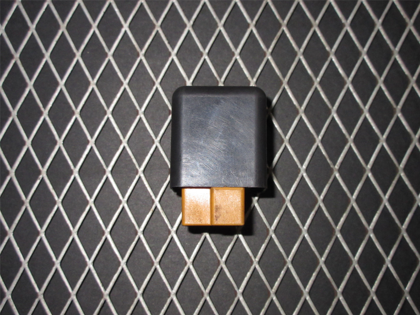 94 95 96 97 Mitsubishi 3000GT OEM Relay MD113566