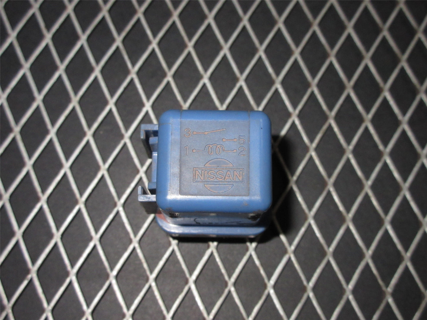 94 95 96 97 Mitsubishi 3000GT OEM Blue 4 Prongs Relay